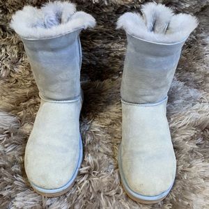UGG The Bailey Bow II